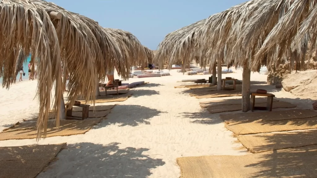 Hula Hula island trip from Hurghada: Snorkeling & Red Sea Beach